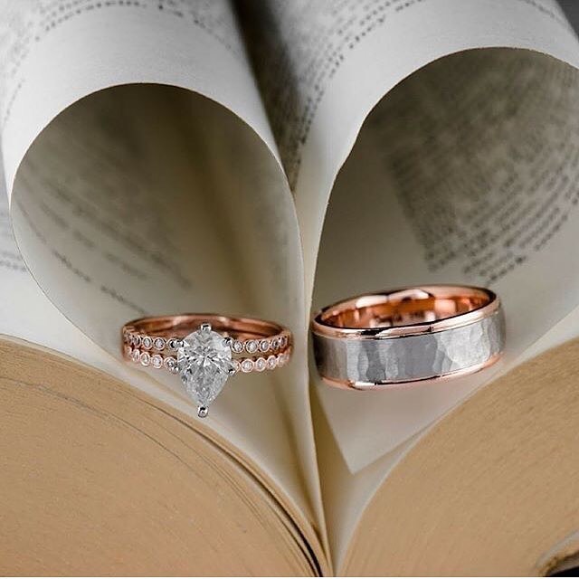 Có nên đeo nhẫn cưới trước khi cưới 1
